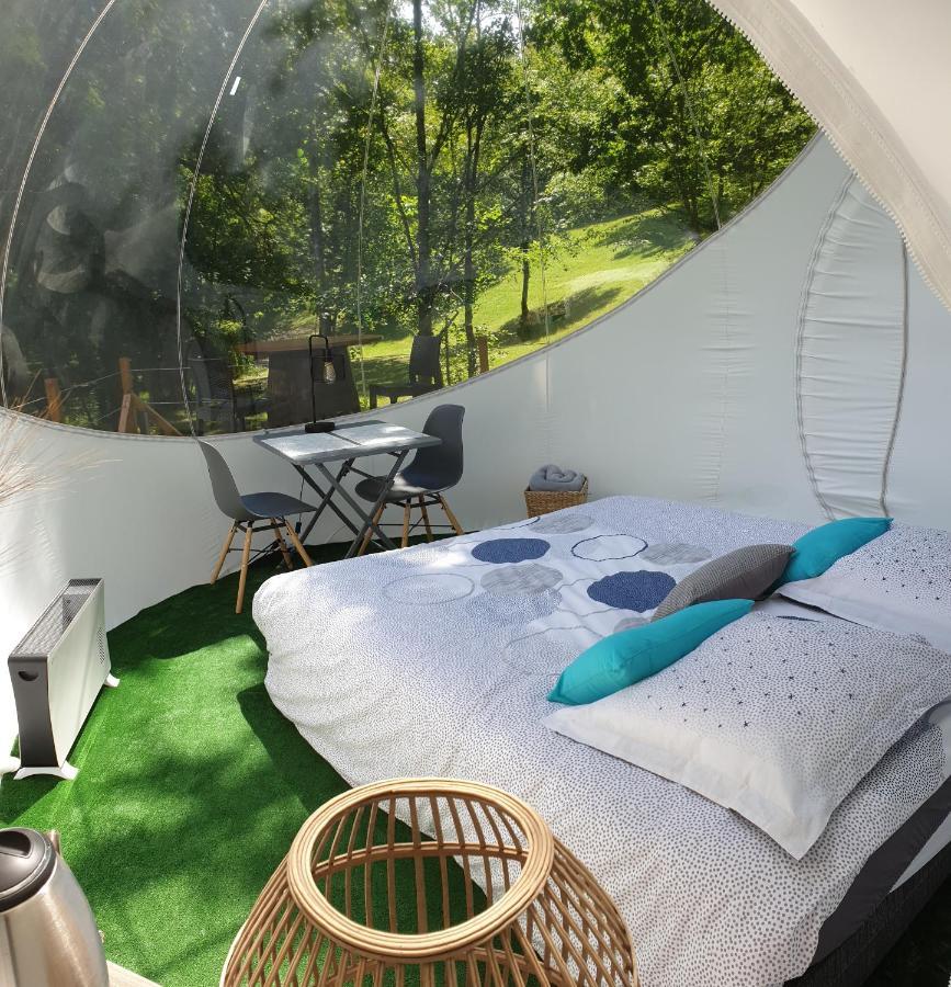 Bed and Breakfast Les Pins Perdus Saint-Ciers-d'Abzac Esterno foto