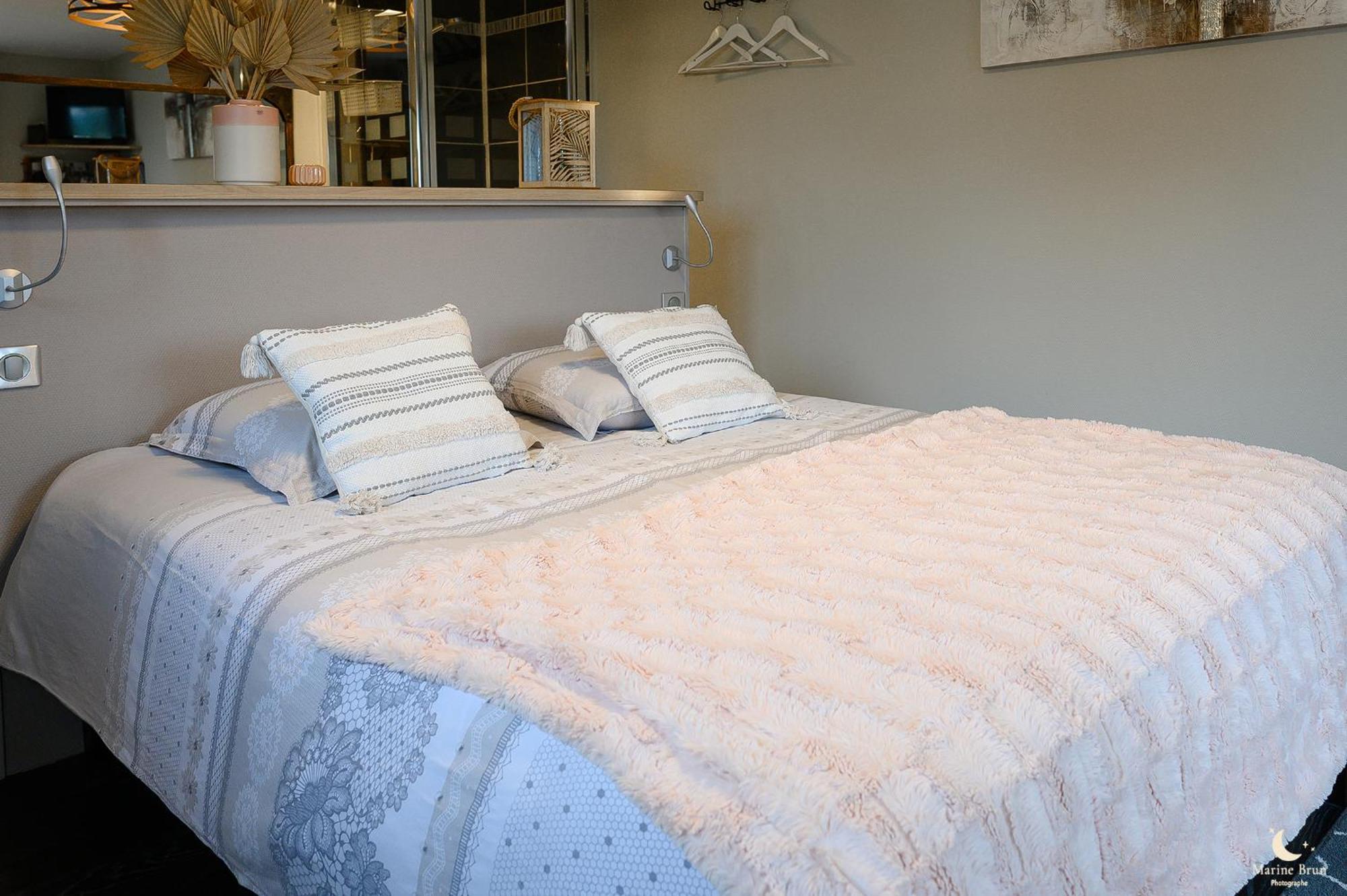 Bed and Breakfast Les Pins Perdus Saint-Ciers-d'Abzac Esterno foto